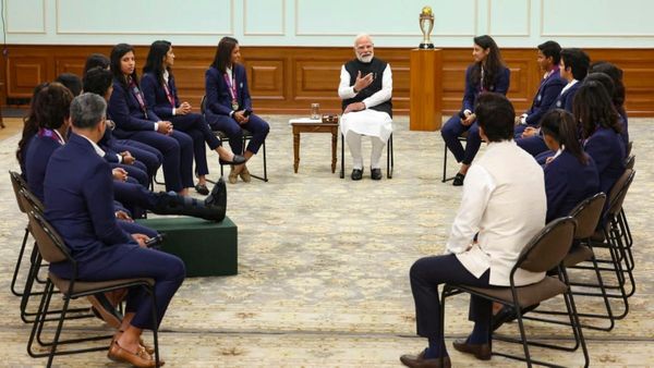 ৭৫-এও ঝলমলে ত্বক! রহস্য কী? মোদীর রূপচর্চার সিক্রেট জানতে চাইলেন বিশ্বকাপজয়ী হারলিন, কী উত্তর এল?