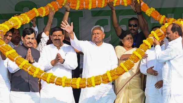 বিহার বিধানসভায় সদ্য জেতা বিধায়কদের ৯০%-ই কোটিপতি, ফৌজদারি মামলায় অভিযুক্ত অর্ধেকের বেশি জনপ্রতিনিধি