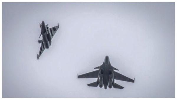 পাকিস্তানের রাফালে সংক্রান্ত ভুয়ো দাবি নিয়ে ফরাসি নৌবাহিনীর খণ্ডন কতটা সত্য, কতটা মিথ্যে? জানুন