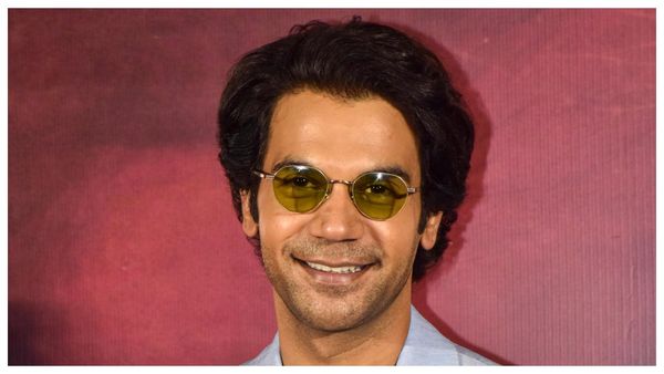 চতুর্থ বিবাহবার্ষিকীর দিনে কন্যাসন্তান, উচ্ছ্বসিত রাজকুমার ও পত্রলেখা