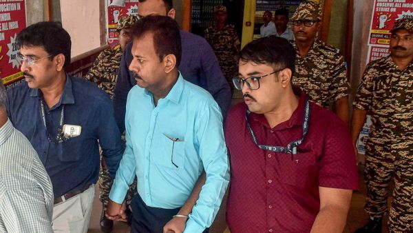 আরজি কর কাণ্ডে আর্থিক দুর্নীতির তদন্তে নড়েচড়ে বসল ইডি, সন্দীপ ঘোষকে নিয়ে বড় পদক্ষেপ