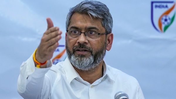 আইএসএল নিয়ে নয়া প্রস্তাব এআইএফএফের, ক্লাবগুলির প্রতিক্রিয়ায় অনেকাংশে নির্ভর করছে লিগের ভবিষ্যৎ