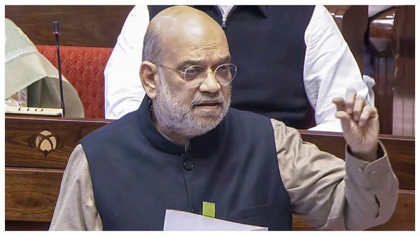 জাতীয় সঙ্গীত খণ্ডিত হওয়াই কি বিভাজনের শুরু? 'বন্দে মাতরম্' নিয়ে বড় মন্তব্য অমিত শাহের