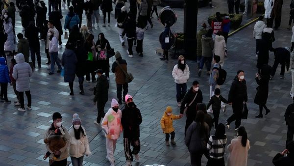 বাবা-ছেলে মিলে বন্ডি বিচে হামলা, উঠে এল পাকিস্তান যোগ! কেন এই হত্যা? নেপথ্যে কারা? দেখুন ভয়ঙ্কর ভিডিও