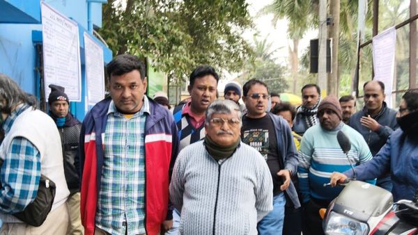 এসআইআরের শুনানি আটকে দিলেন তৃণমূলের বিধায়ক, শুভেন্দু চান এফআইআর