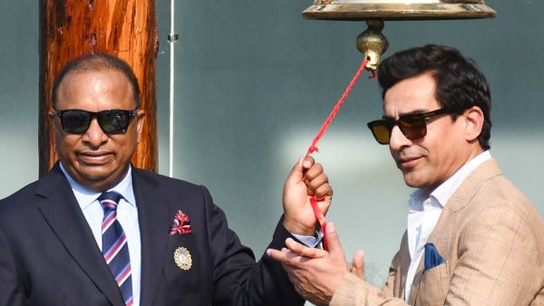 যুগান্তকারী সিদ্ধান্ত বিসিসিআইয়ের, মেয়েদের ঘরোয়া ক্রিকেটে ম্যাচ ফি বাড়ল দ্বিগুণের বেশি