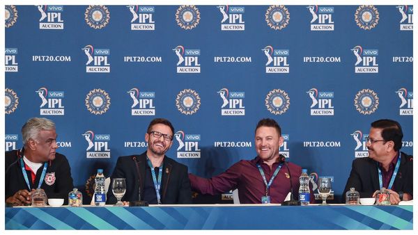 আইপিএল ২০২৬ নিলামে ৩৫০ ক্রিকেটার, চমক দেবেন কারা? জানুন