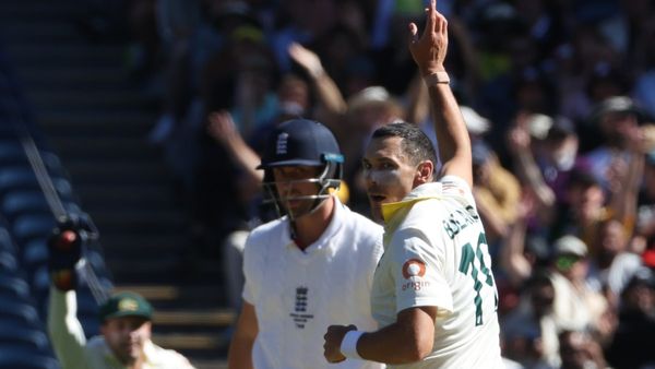 মেলবোর্নে বক্সিং ডে টেস্টে রেকর্ড দর্শক! প্রথম দিনেই পড়ল ২০ উইকেট, এগিয়ে অস্ট্রেলিয়া