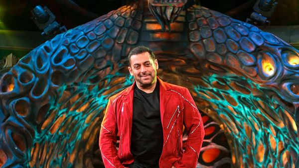 শেষ লড়াইয়ে বাজিমাত! বিগ বস ১৯-এ বিজয়ীর ট্রফি জিতলেন গৌরব খান্না, কী বললেন অভিনেতা?