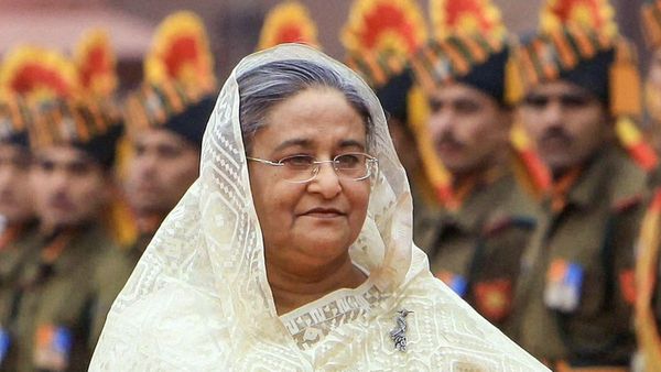 দুর্নীতির অভিযোগে ফের বাংলাদেশের আদালত কারাদণ্ড দিল হাসিনাকে