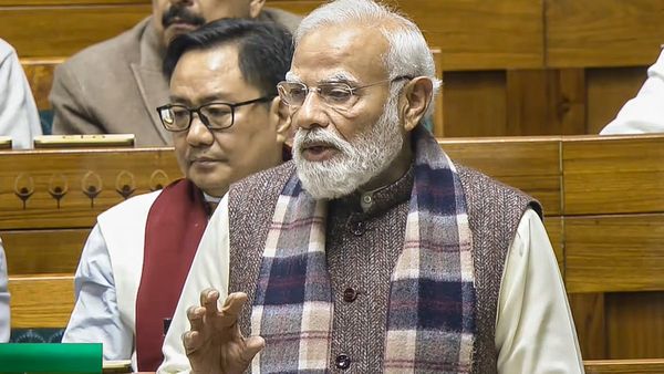 মোদীর মুখে ‘বঙ্কিমদা’! 'বন্দে মাতরম' নিয়ে লোকসভায় আলোচনা প্রধানমন্ত্রীর, কী কী বললেন তিনি?