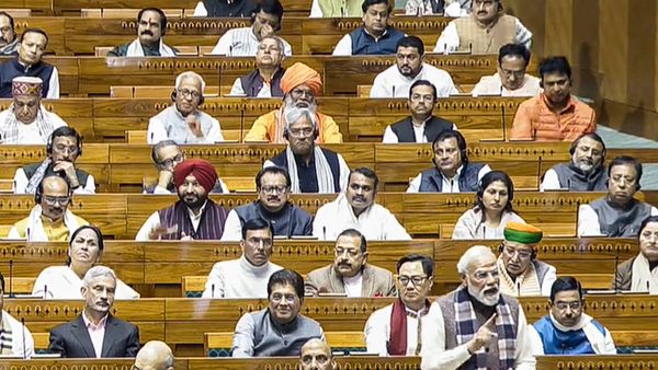 'এবার বাংলার পালা', লোকসভা সরগরম করে স্লোগান বিজেপি সাংসদদের