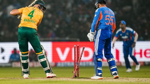 পাণ্ডিয়ার বিধ্বংসী ইনিংস, অনবদ্য বোলিংয়ে ভর করে কটকে দক্ষিণ আফ্রিকাকে ১০১ রানে হারাল ভারত