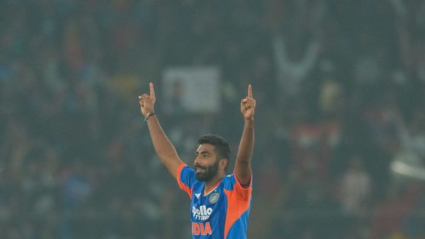 প্রথম ভারতীয় বোলার হিসাবে অনন্য কীর্তি গড়লেন জসপ্রীত বুমরাহ