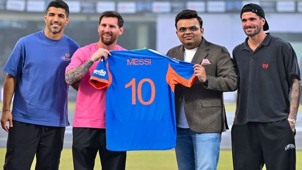 'নমস্তে ইন্ডিয়া'! বাড়ি ফিরে ভারত সফর নিয়ে ইনস্টাগ্রামে কী লিখলেন লিওনেল মেসি? কলকাতা কতটা জায়গা পেল? জানুন