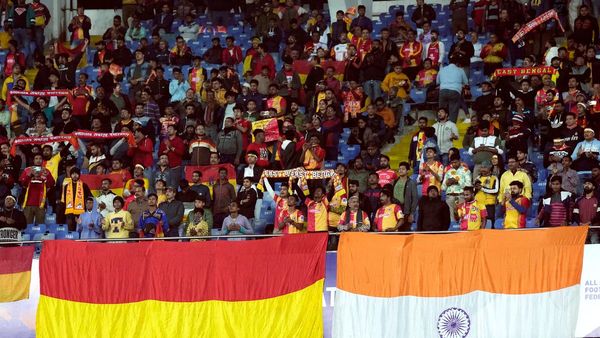 টাইব্রেকারে গোয়ার কাছে হেরে সুপার কাপ হাতছাড়া ইস্টবেঙ্গলের