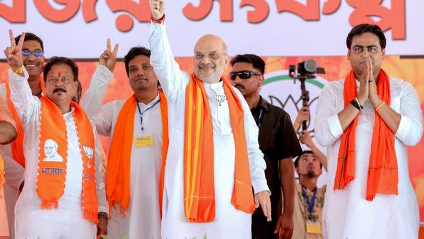 অভিষেককে হুঁশিয়ারি শান্তনুর, বিশাল বাহিনী নিয়ে গেলে মতুয়া ঠাকুরবাড়িতে পুজো দিতে পারবেন না