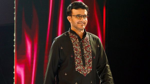 ইন্ডিয়ান স্ট্রিট প্রিমিয়ার লিগে এবার দাদাগিরি! সৌরভ কোন দলের অন্যতম কর্ণধার ও মেন্টরের ভূমিকায়?