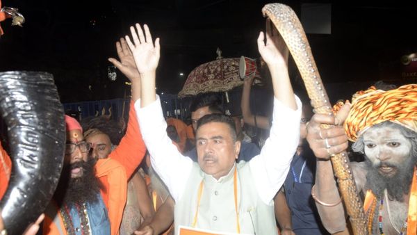 বাংলাদেশের ডেপুটি হাই কমিশনের দফতরে বৈঠক সারলেন শুভেন্দু, 'মমতা-পুলিশ'কেও চ্যালেঞ্জ