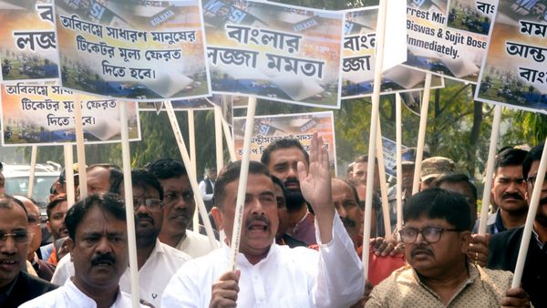 সুজিত ও অরূপের গ্রেফতারি দাবি শুভেন্দুর, যুবভারতী কাণ্ডে ধৃতদের আইনি সহায়তার আশ্বাস