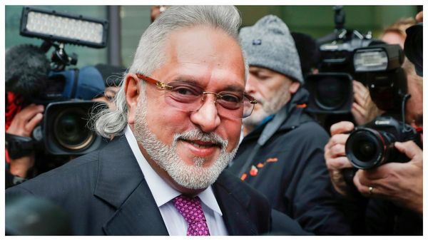 পলাতকদের দেশে ফেরাতে বিদেশি সরকারের সঙ্গে আলোচনা চলছে, ললিত মোদি ও বিজয় মাল্য ভিডিও প্রসঙ্গে বিদেশ মন্ত্রক