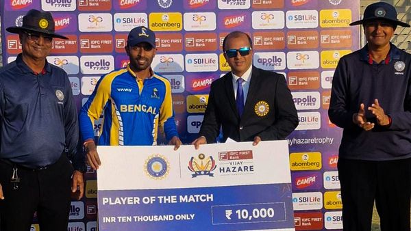 অভিমন্যুর অধিনায়কোচিত শতরান, বিজয় হাজারে ট্রফিতে অসমকে হারাল বাংলা