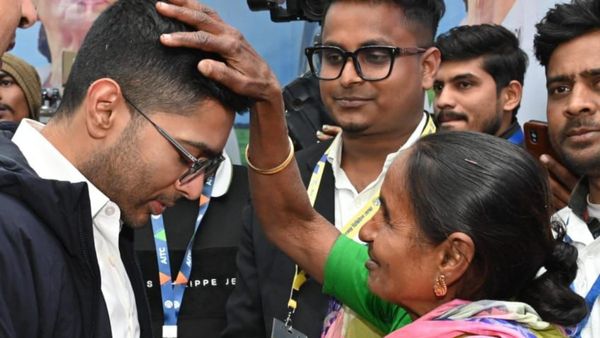 নন্দীগ্রাম থেকেই শুভেন্দুকে তীব্র কটাক্ষ অভিষেকের, সেবাশ্রয় নিয়ে আরও বড় পরিকল্পনা