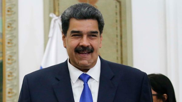 তীব্র উত্তেজনা! ভেনেজুয়েলার বিরুদ্ধে মার্কিন অভিযান নিয়ে জরুরি বৈঠকে জাতিসংঘ, কী ঘটতে চলেছে?