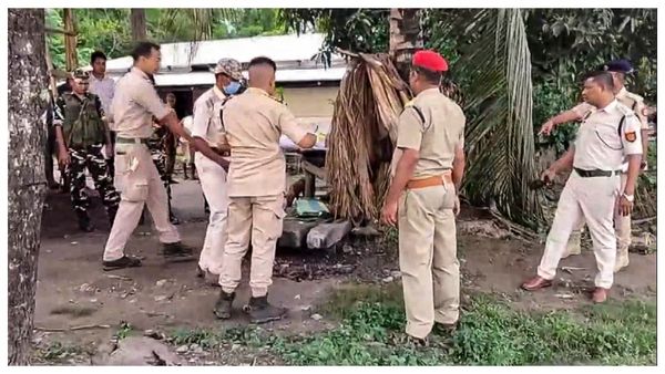 ডাইনি সন্দেহে দম্পতিকে জীবন্ত পুড়িয়ে হত্যার অভিযোগে অসমে গ্রেপ্তার ১৮