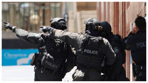 জাতীয় শোকের আবহে নিউ সাউথ ওয়েলসে গুলিতে মৃত ৩