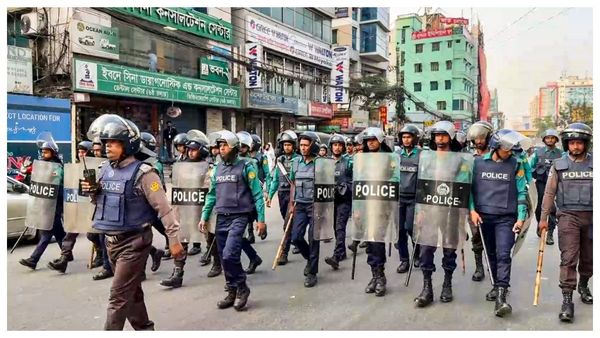 চুরির অভিযোগে উত্তেজিত জনতার হাত থেকে বাঁচতে খালে ঝাঁপ দিয়ে বাংলাদেশে এক হিন্দু যুবকের মৃত্যু