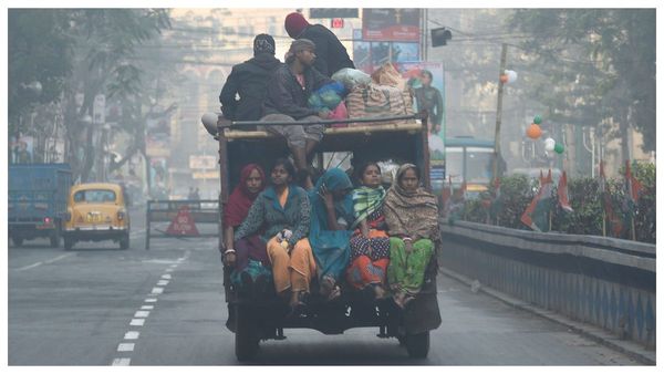 দক্ষিণবঙ্গে ‘ঠান্ডার দাপট'! কলকাতায় ফের নামল পারদ, শীতলতম তালিকায় কোন শহর? জানুন
