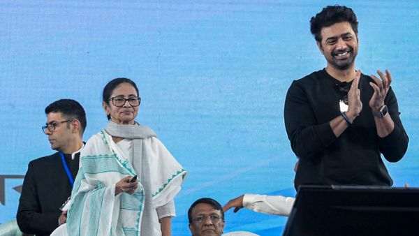 শিল্প হবে, কিন্তু কৃষিকে বিসর্জন দিয়ে নয়, সিঙ্গুর থেকে বার্তা মমতার