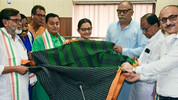 এসআইআর শুনানিতে ডাক পেলেন রাজ্যের মন্ত্রী, আইএসএফ বিধায়ক নওশাদও