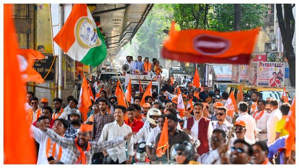 মহারাষ্ট্রের পৌরভোটে কীভাবে দেবেন্দ্র ফড়নবিশ ও রবীন্দ্র চবন বিজেপির ব্যাপক জয় নিশ্চিত করলেন, জানুন