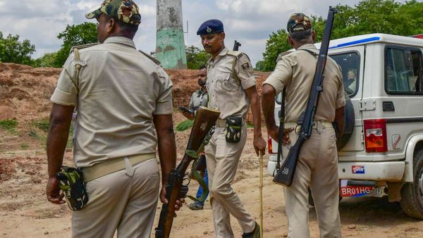 সরকারি চাকরি এবং গ্র্যাচুইটির টাকা নিয়ে বিবাদ, বৌমাকে খুনের অভিযোগে গ্রেফতার শাশুড়ি