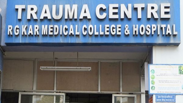 ফের আর জি কর! চিকিৎসা না পাওয়ার অভিযোগ, রোগীর মৃত্যু ঘিরে উত্তেজনা, বিক্ষোভ পরিবারের