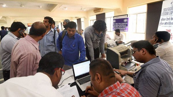 রেলের অনলাইন টিকিট বুকিংয়ের নিয়মে বড় বদল এদিন থেকেই, জেনে নিন খুঁটিনাটি