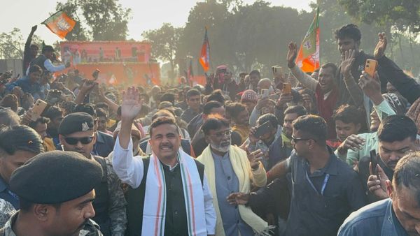 বিজেপিকে ক্ষমতায় আনলে বাংলায় ২০০ দিনের কাজ! আবাস প্রকল্পে বরাদ্দ বৃদ্ধির আশ্বাসও দিলেন শুভেন্দু