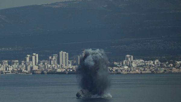 মধ্যপ্রাচ্যে উত্তেজনা সপ্তমে, মার্কিন সেনা ঘাঁটিগুলিকে টার্গেট ইরানের