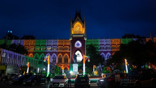 এসআইআর নিয়ে আলোচনা, সুপ্রিম কোর্টের নির্দেশের পর গুরুত্বপূর্ণ বৈঠকে কলকাতা হাইকোর্টের প্রধান বিচারপতি