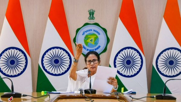 বিজেপি ক্ষমতায় এলে মাছ-মাংস নিষিদ্ধ করবে! পাল্টা হুঙ্কার ছেড়ে মমতা বললেন 