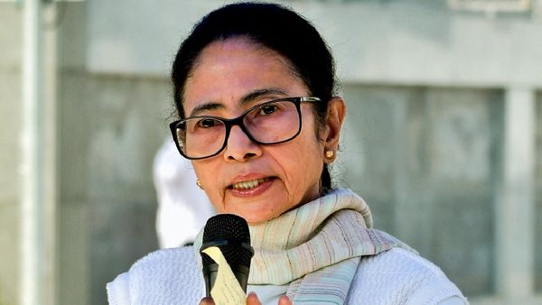 কাল দিল্লিতে নির্বাচন কমিশনে যাচ্ছেন মমতা, বিজেপিকে দিলেন বড় চ্যালেঞ্জ