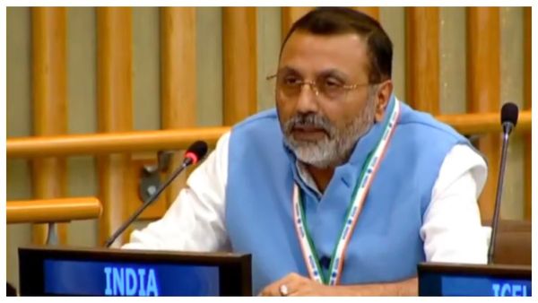 জেল হতে পারে, আপ কি আদালতে টিএমসির মহুয়া মৈত্রর দীর্ঘ আইনি লড়াইয়ের পূর্বাভাস নিশিকান্ত দুবের