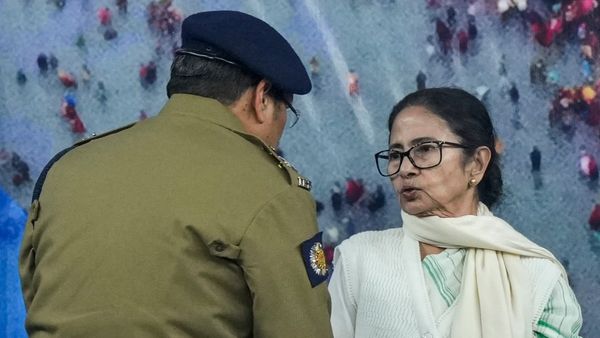 রাজ্য পুলিশে ফের রদবদল, ২২ আইপিএস অফিসার নতুন দায়িত্বে