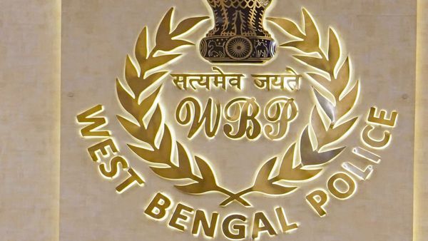 নেতারা কাটমানি চাইছেন? এবার আসরে বাংলার পুলিশ, ফোন করুন এই নম্বরে, জানুন বিস্তারিত