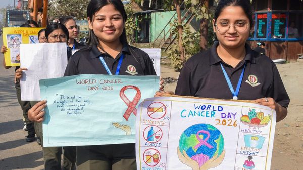 লাফিয়ে বাড়ছে ক্যানসারের দাপট! জীবনযাত্রার ভুলেই কী বাড়ছে এই রোগ? উদ্বেগ বাড়াচ্ছে WHO-র পরিসংখ্যান