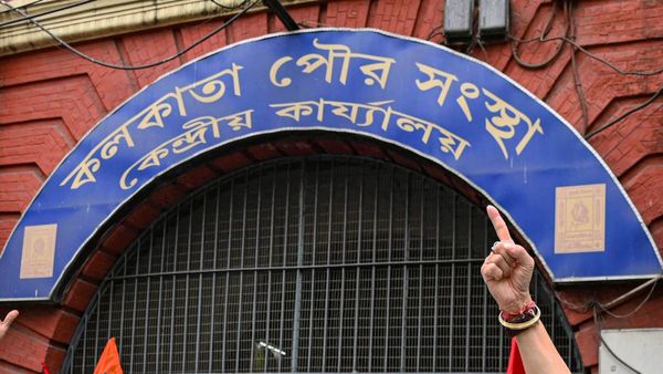 স্বাস্থ্যসাথী বাধ্যতামূলক করলেই মিলবে বিশেষ ছাড়! বেসরকারি হাসপাতালের জন্য কী বার্তা দিল কলকাতা পুরসভা? জানুন