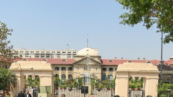 'ধর্ম পাল্টালেও জাত নয়'! বিয়ে বা ধর্মান্তরের পরেও অটুট থাকে জাতিগত পরিচয়, স্পষ্ট জানিয়ে দিল হাই কোর্ট