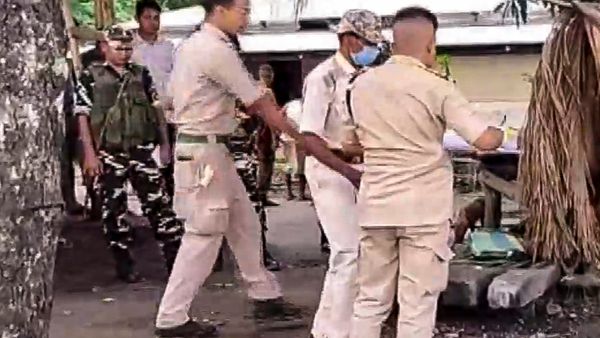 প্রেমিকের সামনে গণধর্ষণ! তারপর ভয় দেখিয়ে অনলাইনে টাকা আদায়, গ্রেফতার ২, নিখোঁজ আরও ৫